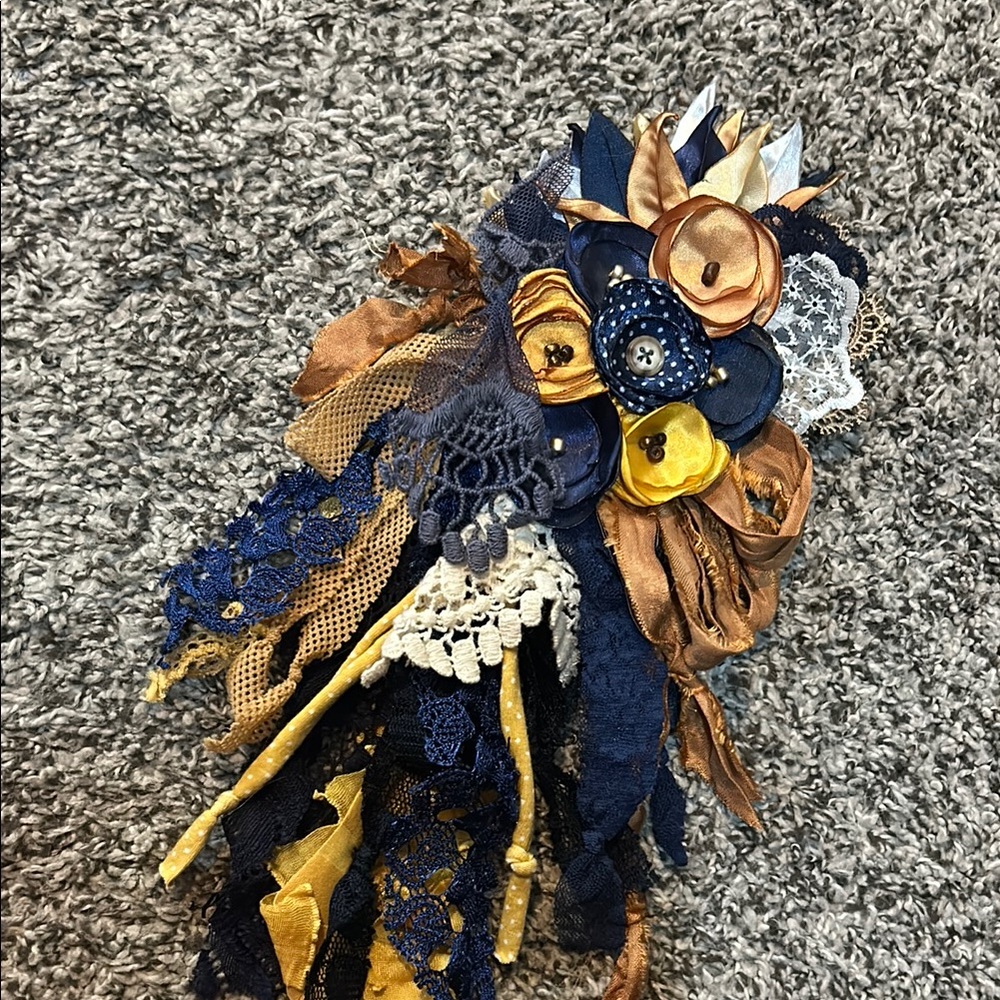 Navy and mustard/gold flower pins